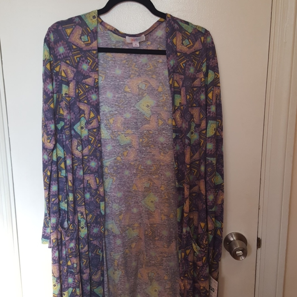 NWT Medium Lularoe Sarah